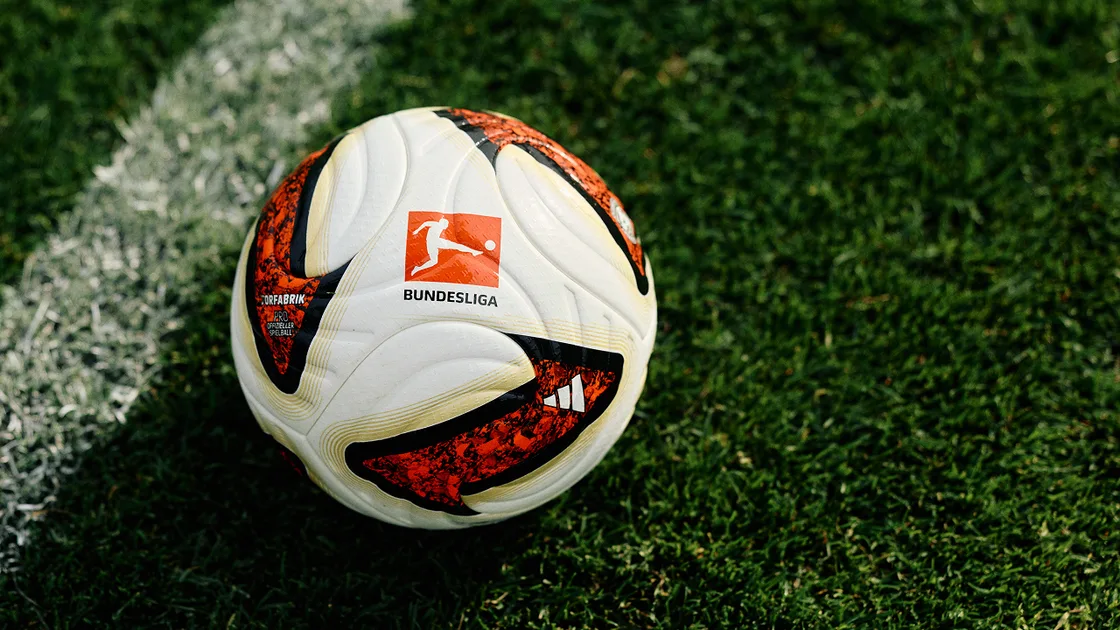 Bundesliga Goal Rush Puts Dortmund and Bayern Under Early Pressure